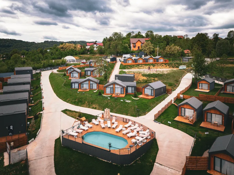 Moon Village Resort, Moon Village Comarnic